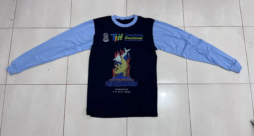 Kaos raglan lengan panjang navy kombinasi biru muda sablon event ilmiah nasional
